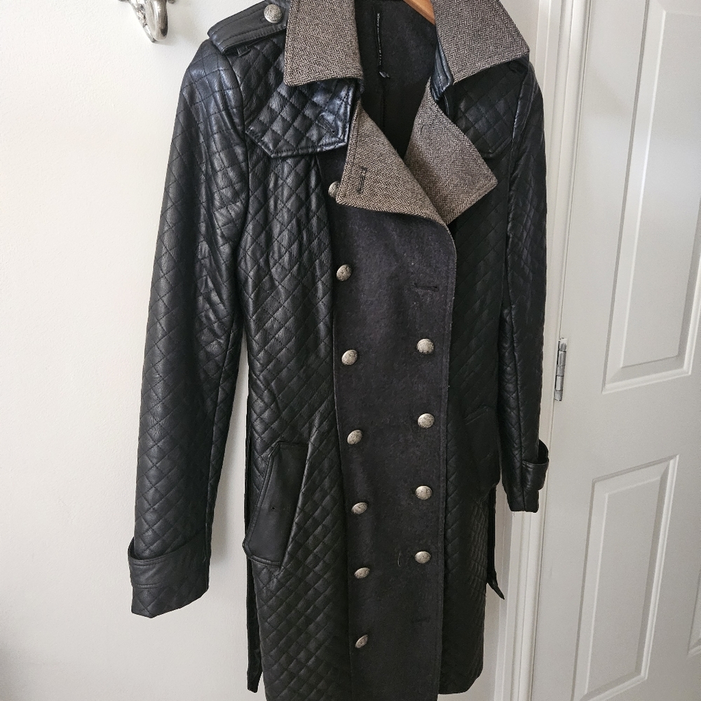 W118   by Walter Baker  coat  sz small